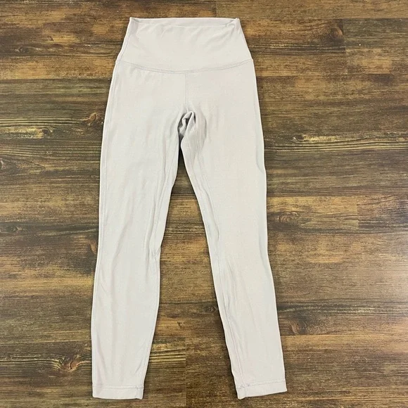 LULULEMON Align 25” High Waisted Leggings, Size 4 - Picture 3 of 9